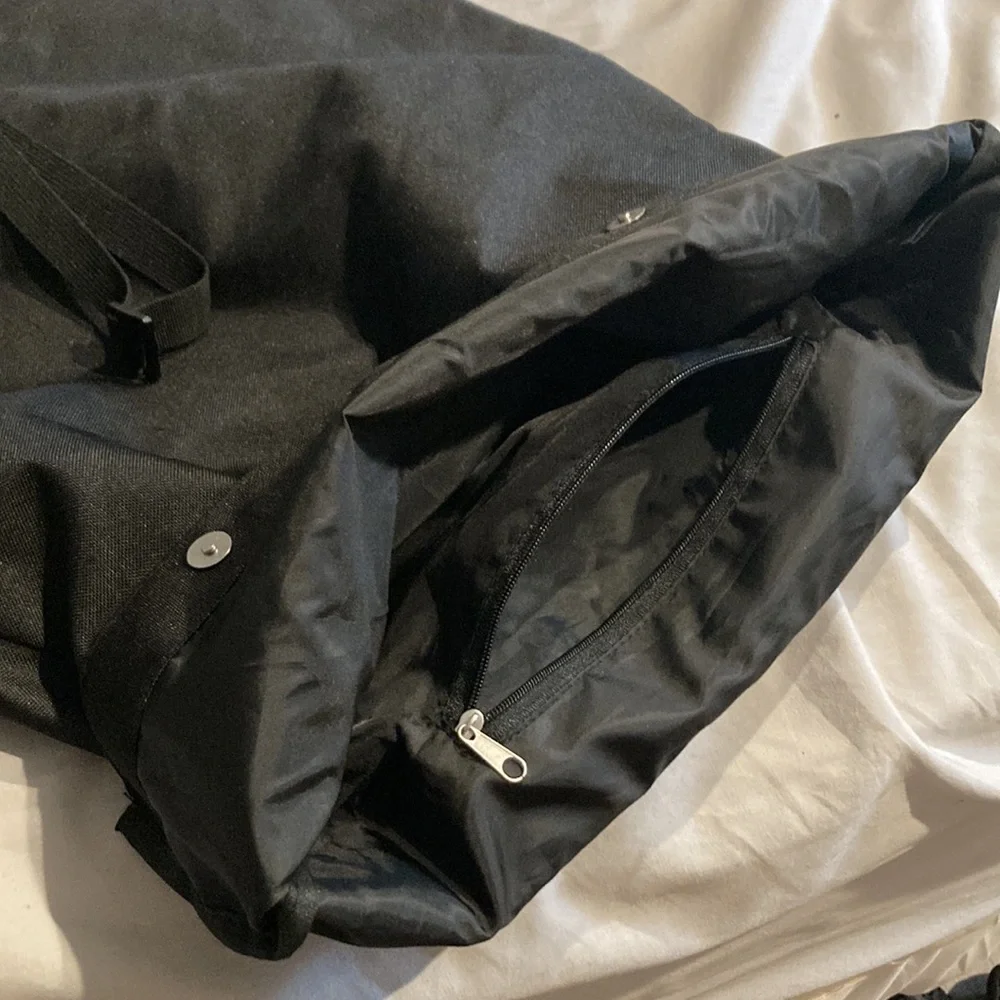 On Running Training Backpack. - Picture 6 of 6